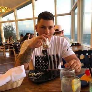 Meet your Posher, Marshall